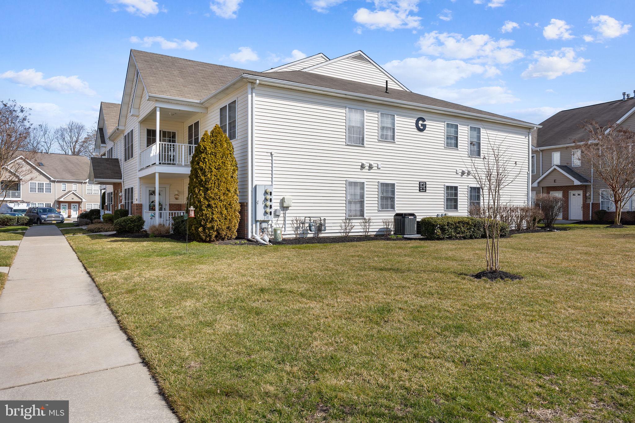 126 Pristine Place Sewell, NJ 08080 - Photo 3 of 38