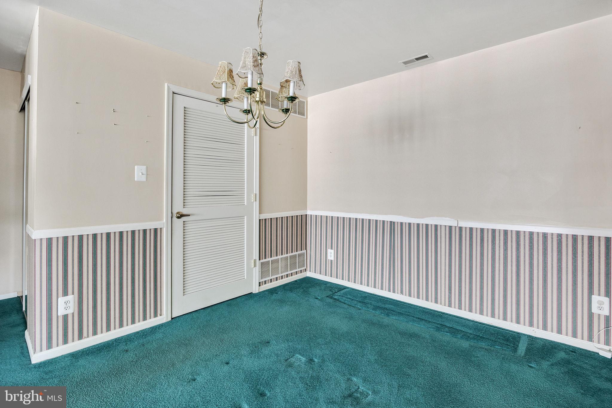 126 Pristine Place Sewell, NJ 08080 - Photo 8 of 38