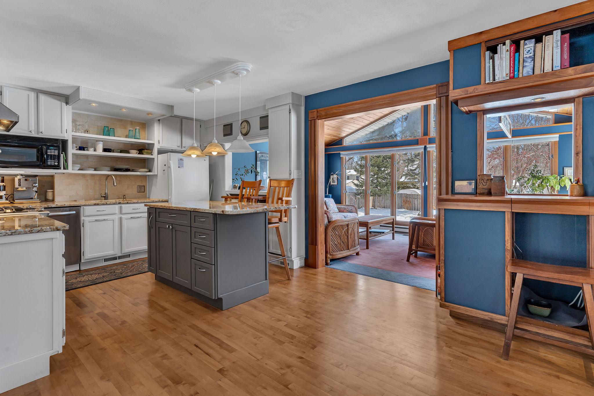 909 16th Street Southwest Willmar, MN 56201 - Photo 15 of 70