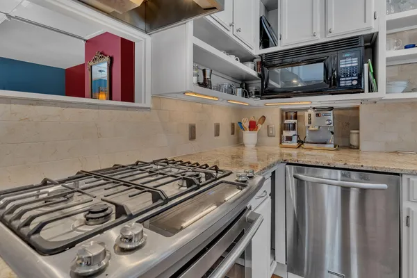 $315,000 | 909 16th Street Southwest, Willmar, MN 56201