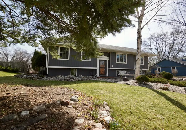 $315,000 | 909 16th Street Southwest, Willmar, MN 56201