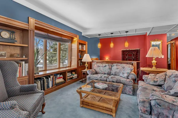$315,000 | 909 16th Street Southwest, Willmar, MN 56201