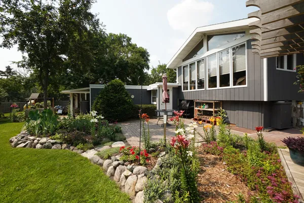 $315,000 | 909 16th Street Southwest, Willmar, MN 56201