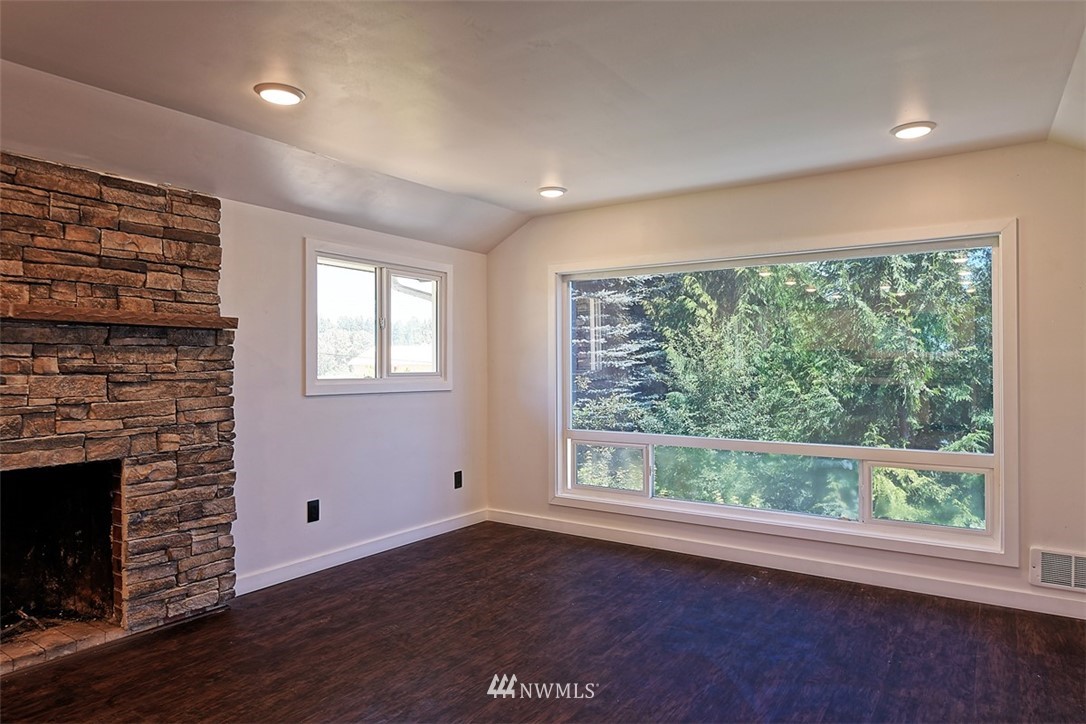 1926 Vernon Road Lake Stevens, WA 98258 - Photo 4 of 25
