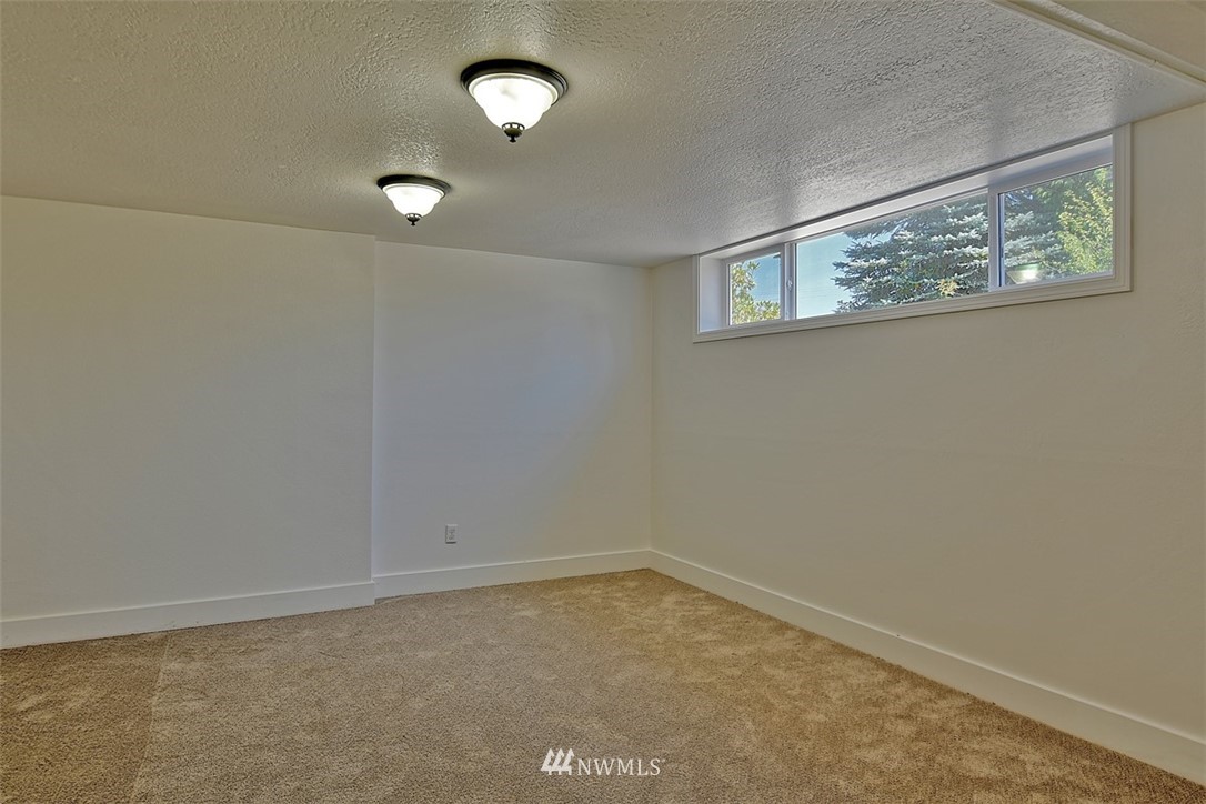 1926 Vernon Road Lake Stevens, WA 98258 - Photo 9 of 25