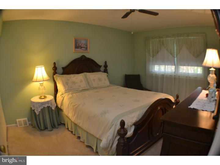 3584 Kyle Road Philadelphia, PA 19154 - Photo 5 of 12 Bedroom - Main