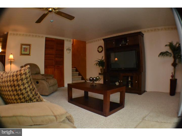 3584 Kyle Road Philadelphia, PA 19154 - Photo 8 of 12 Basement - Finished