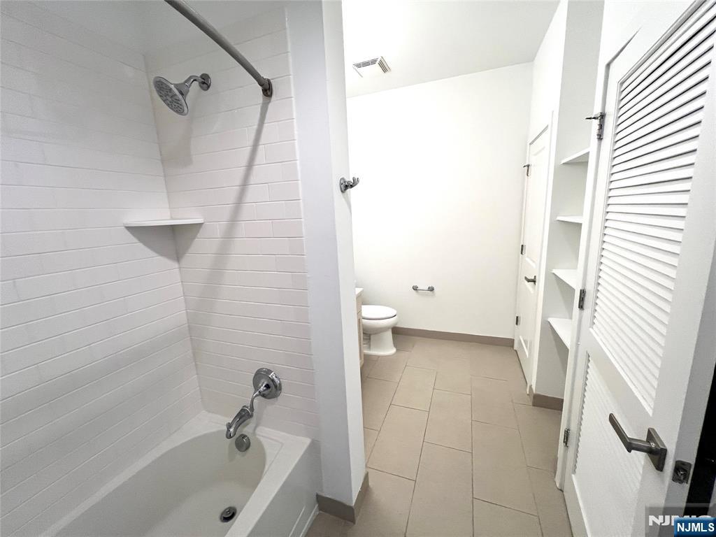 2050 North Central Road, Unit 109 Fort Lee, NJ 07024 - Photo 6 of 11