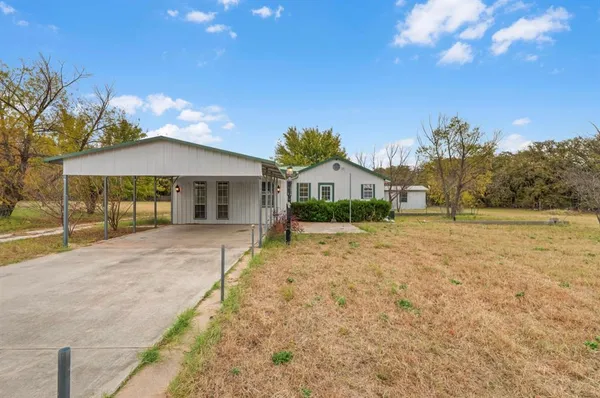 $224,900 | 328 Creekview Meadows Drive, Springtown, TX 76082