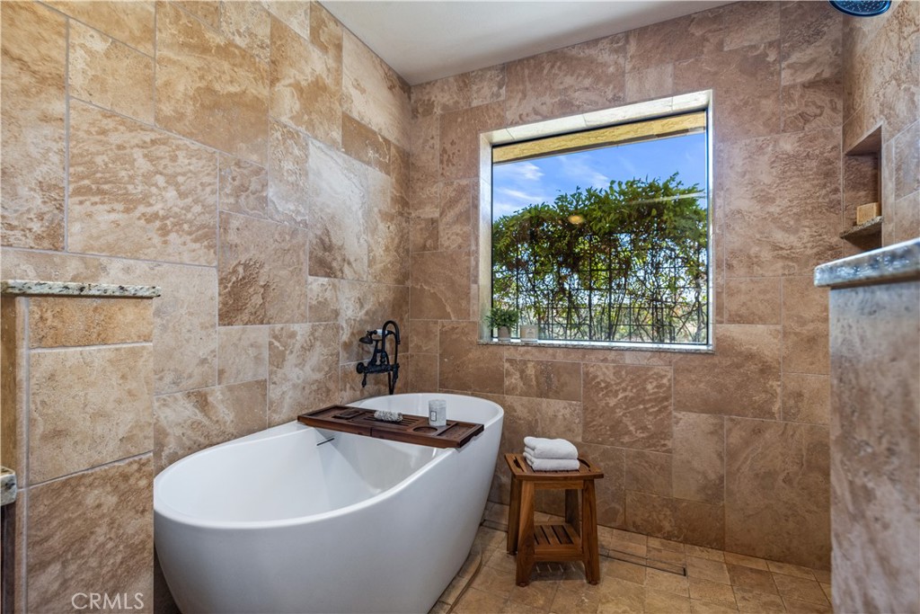 7485 Monterey Road Paso Robles, CA 93446 - Photo 25 of 51 Gallery Image 25