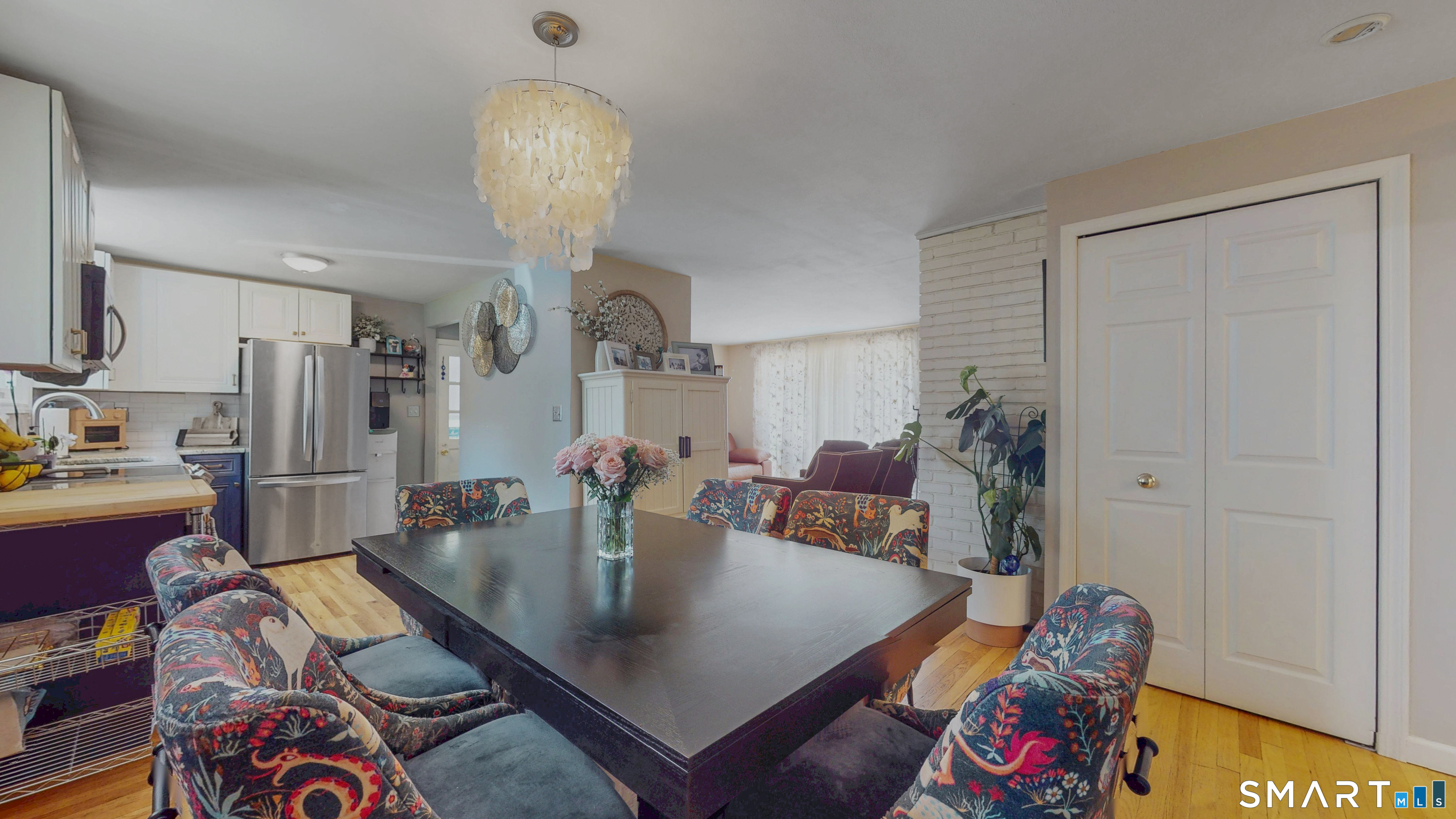 47 Hayes Road Simsbury, CT 06081 - Photo 13 of 31