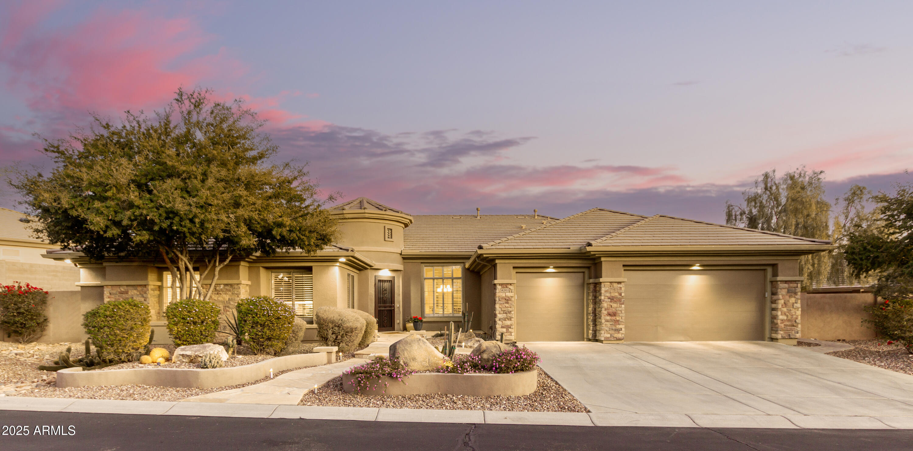 40811 North River Bend Road Phoenix, AZ 85086 - Photo 1 of 77 67822c_01 - River Bend 40811