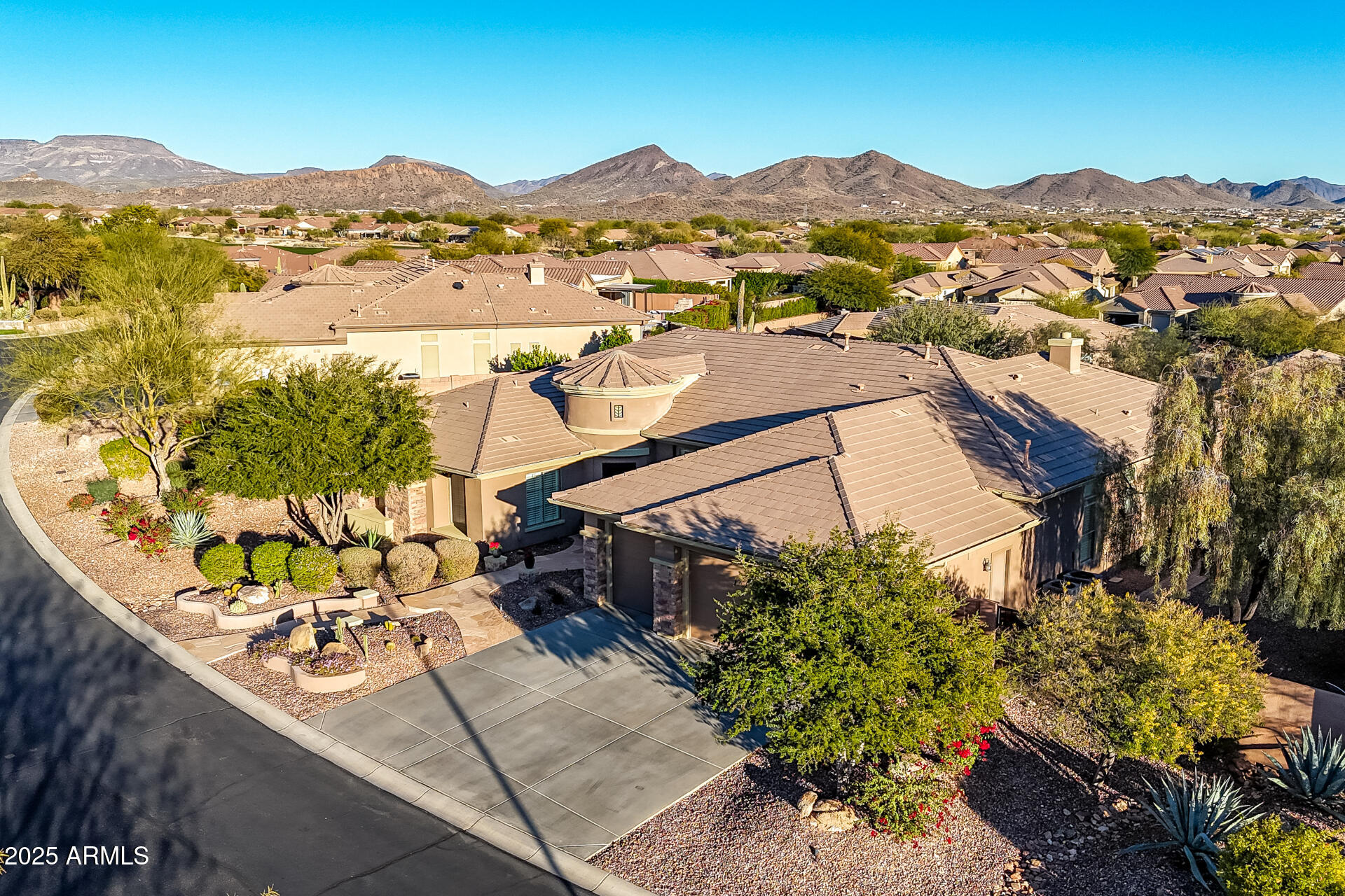 40811 North River Bend Road Phoenix, AZ 85086 - Photo 64 of 77 110 - River Bend 40811