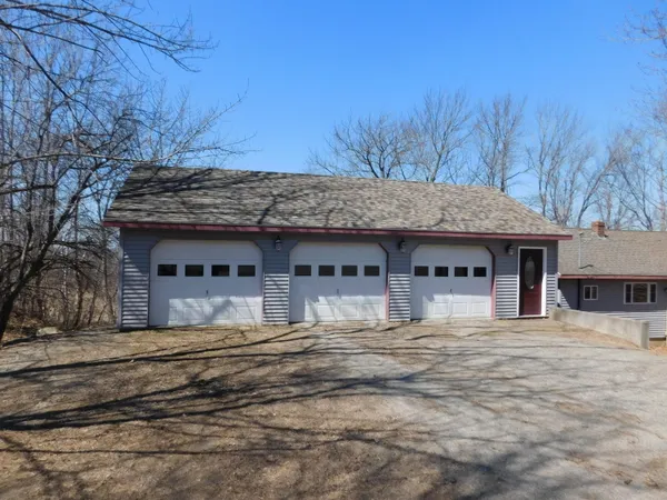 $309,000 | 557 Enfield Road, Lincoln, ME 04457