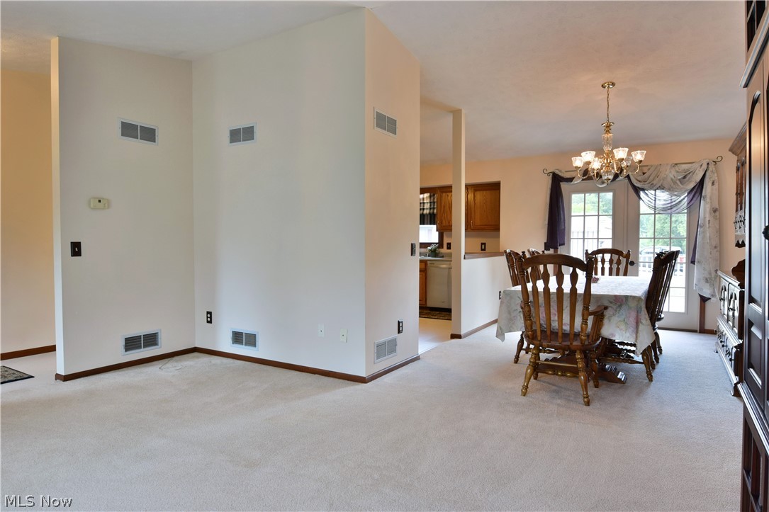 6619 Palmyra Road Southwest Warren, OH 44481 - Photo 6 of 35 Gallery Image 6