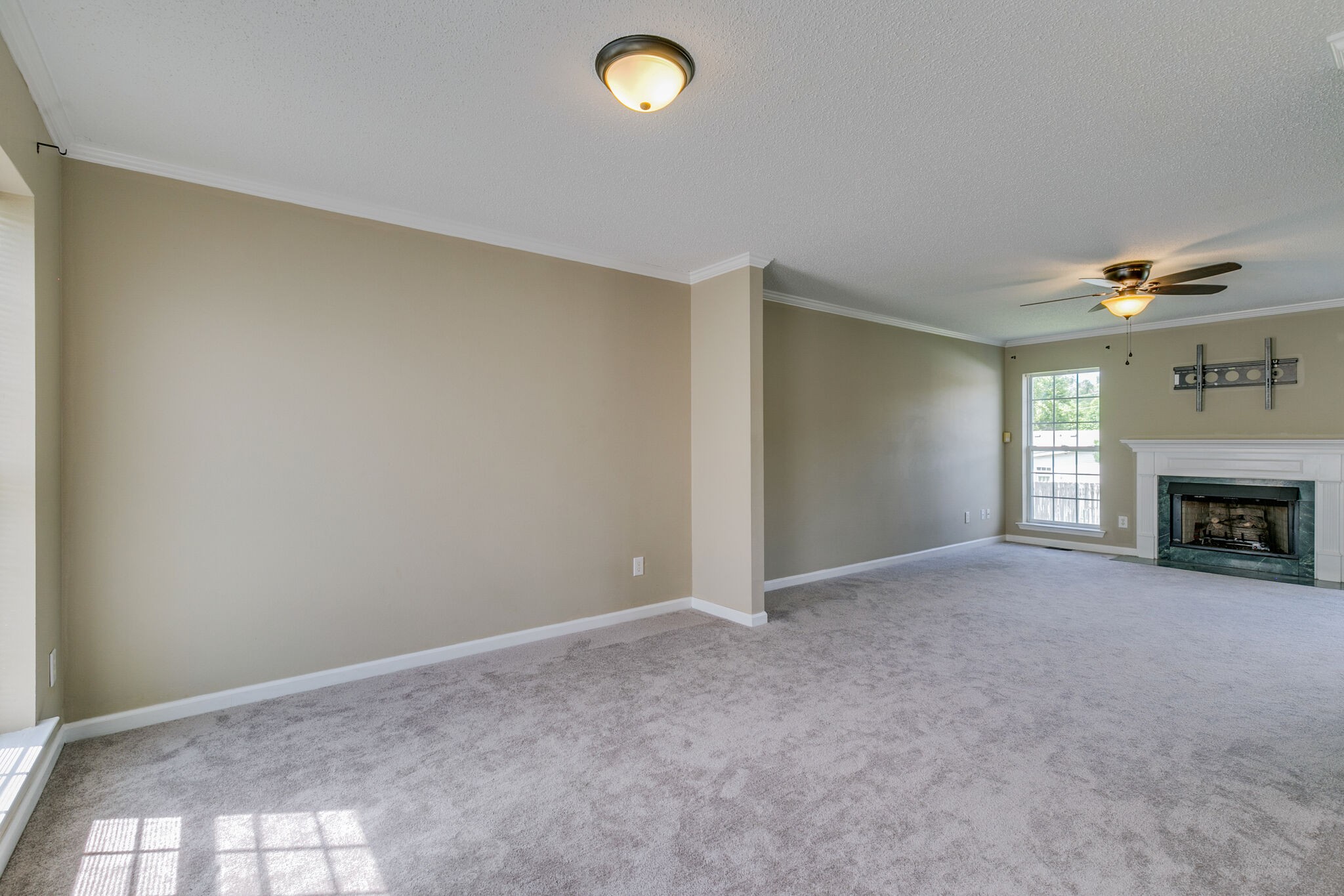 2404 Kramer Way Spring Hill, TN 37174 - Photo 4 of 26 Gallery Image 4