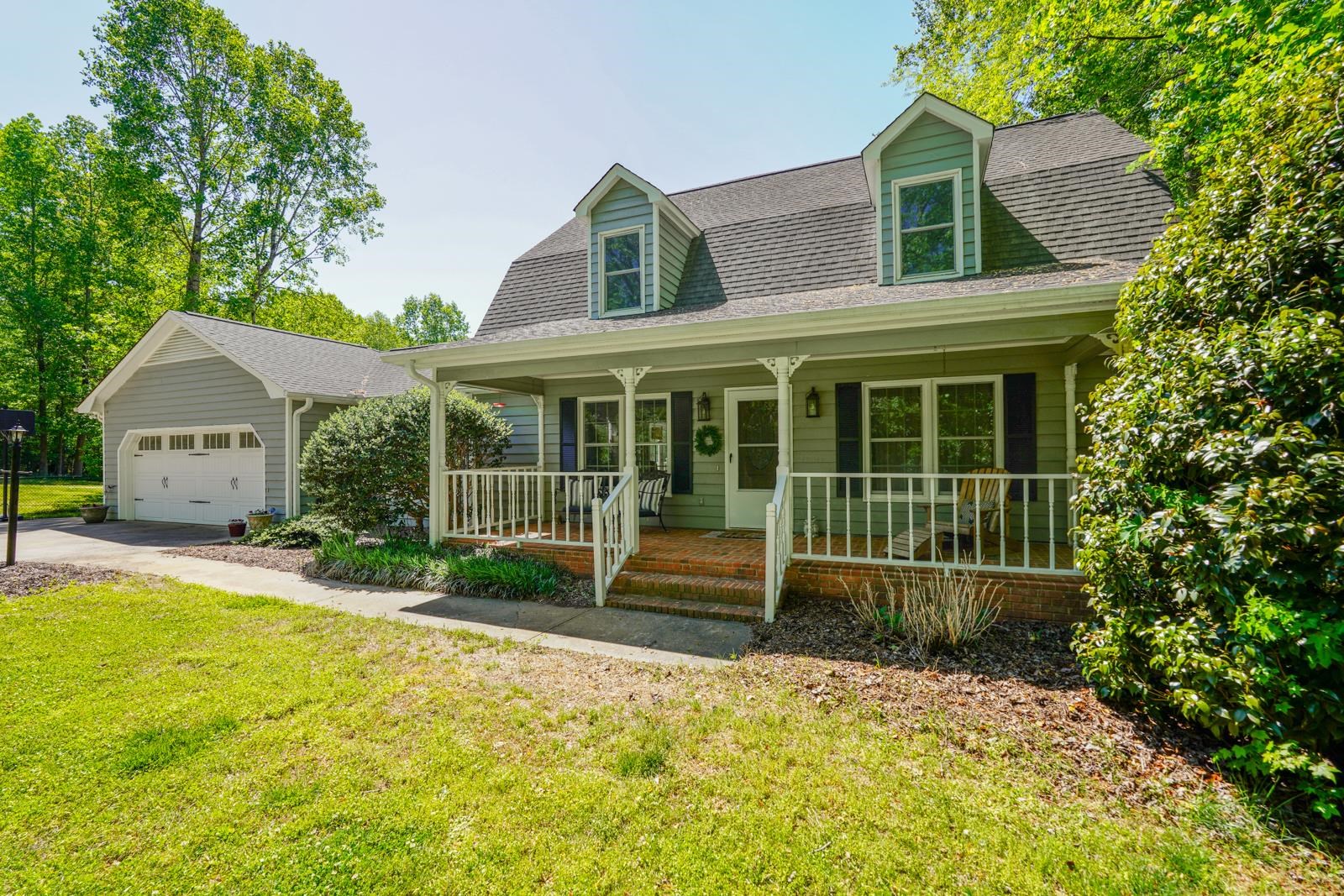 102 Hickory Hollow Road Inman, SC 29349 - Photo 2 of 50