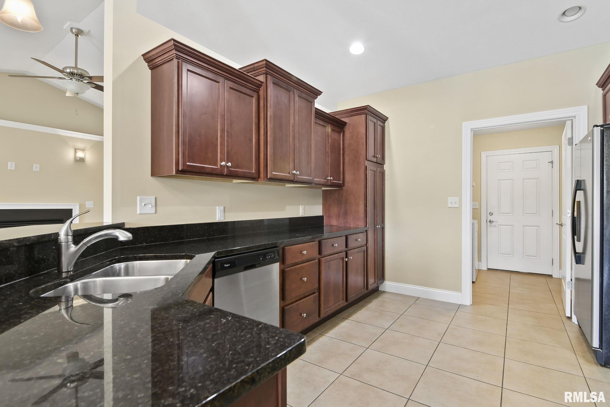 4062 Highbury Drive Springfield, IL 62711 - Photo 13 of 38 Gallery Image 13