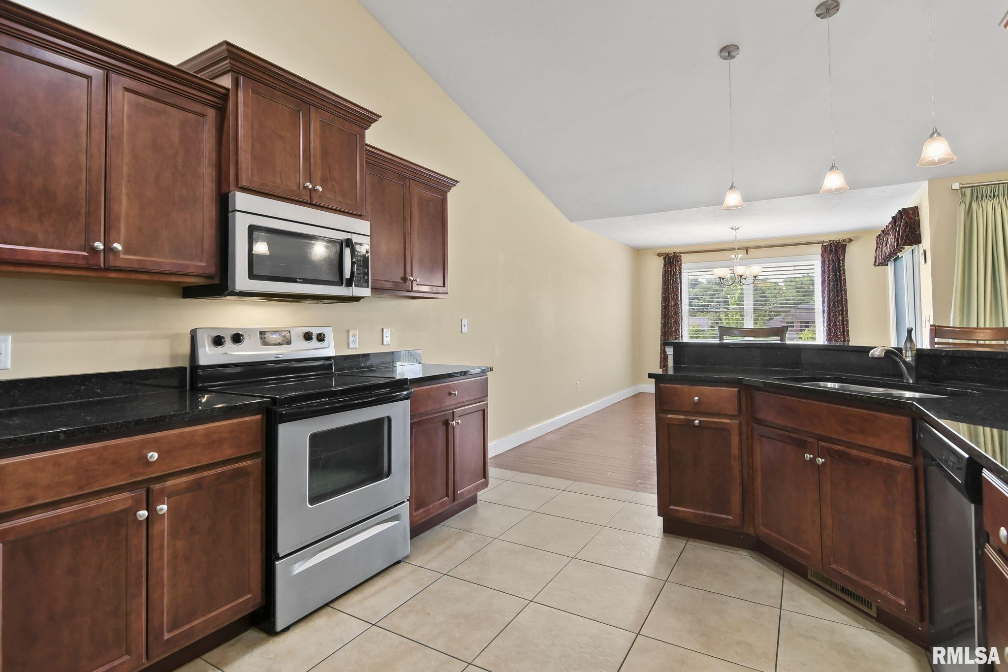 4062 Highbury Drive Springfield, IL 62711 - Photo 16 of 38 Gallery Image 16