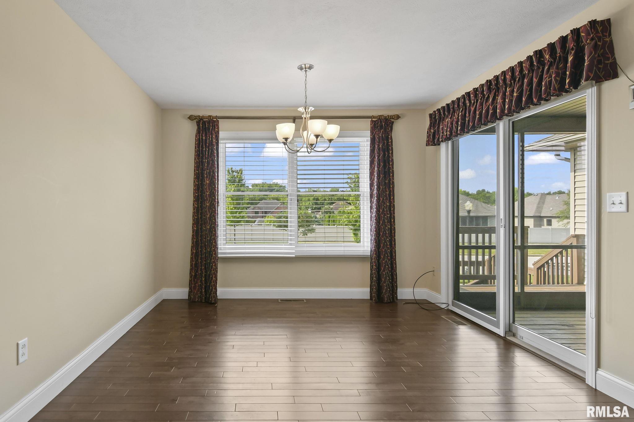 4062 Highbury Drive Springfield, IL 62711 - Photo 10 of 38 Gallery Image 10