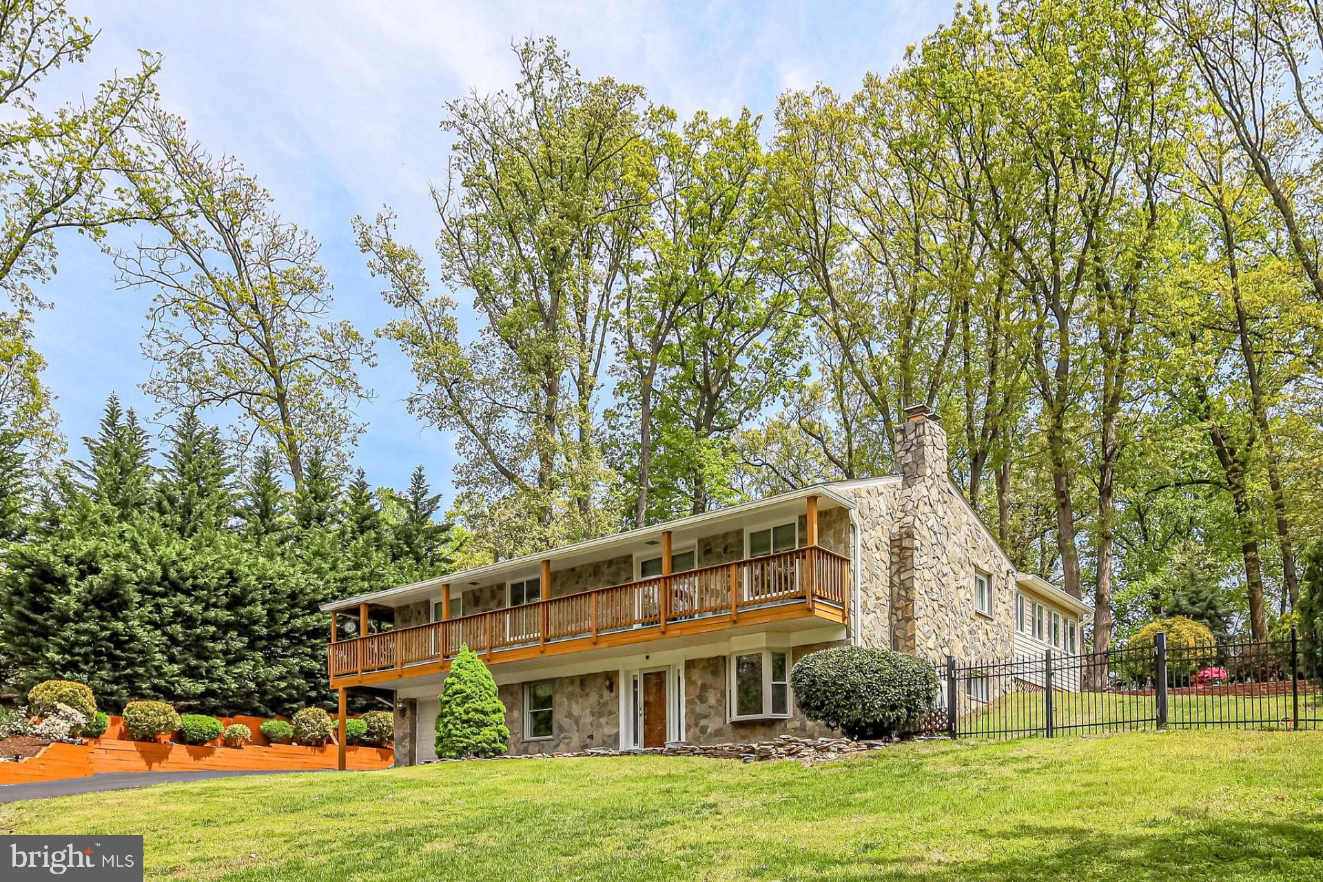 8123 Higham Road Lorton, VA 22079 - Photo 12 of 128 Gallery Image 12