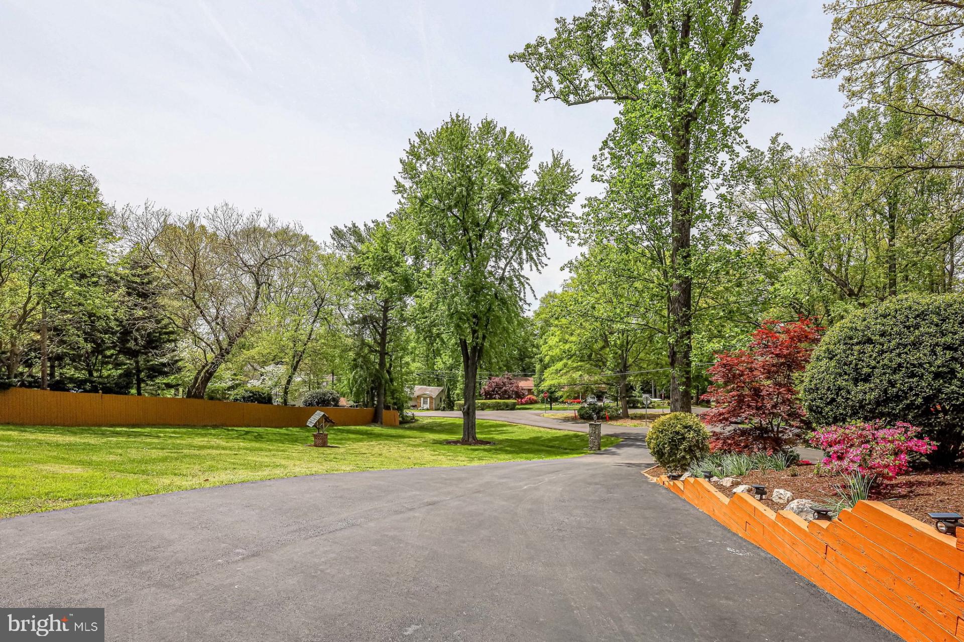 8123 Higham Road Lorton, VA 22079 - Photo 17 of 128 Gallery Image 17