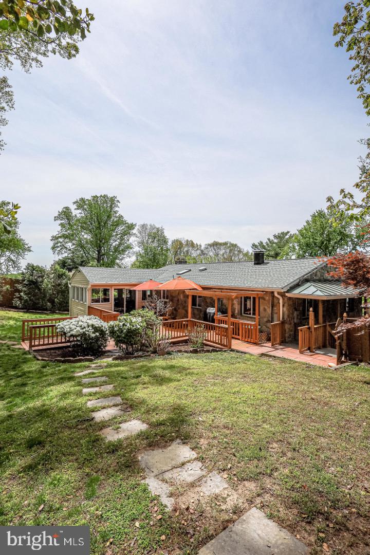 8123 Higham Road Lorton, VA 22079 - Photo 20 of 128 Gallery Image 20