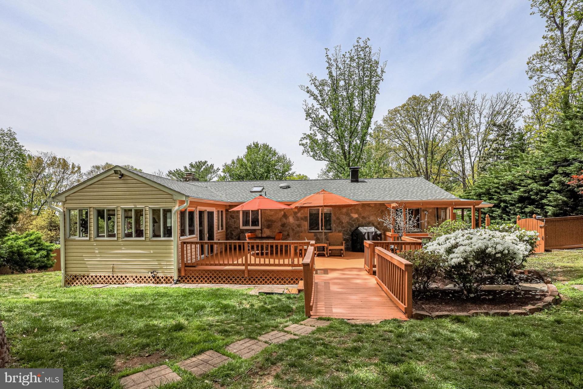 8123 Higham Road Lorton, VA 22079 - Photo 21 of 128 Gallery Image 21