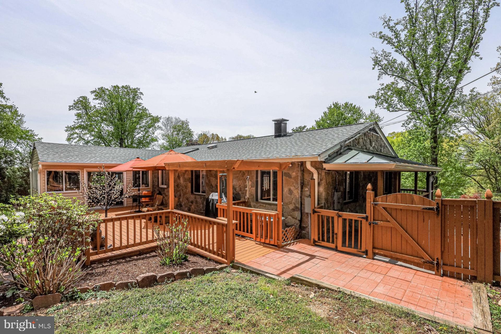 8123 Higham Road Lorton, VA 22079 - Photo 24 of 128 Gallery Image 24
