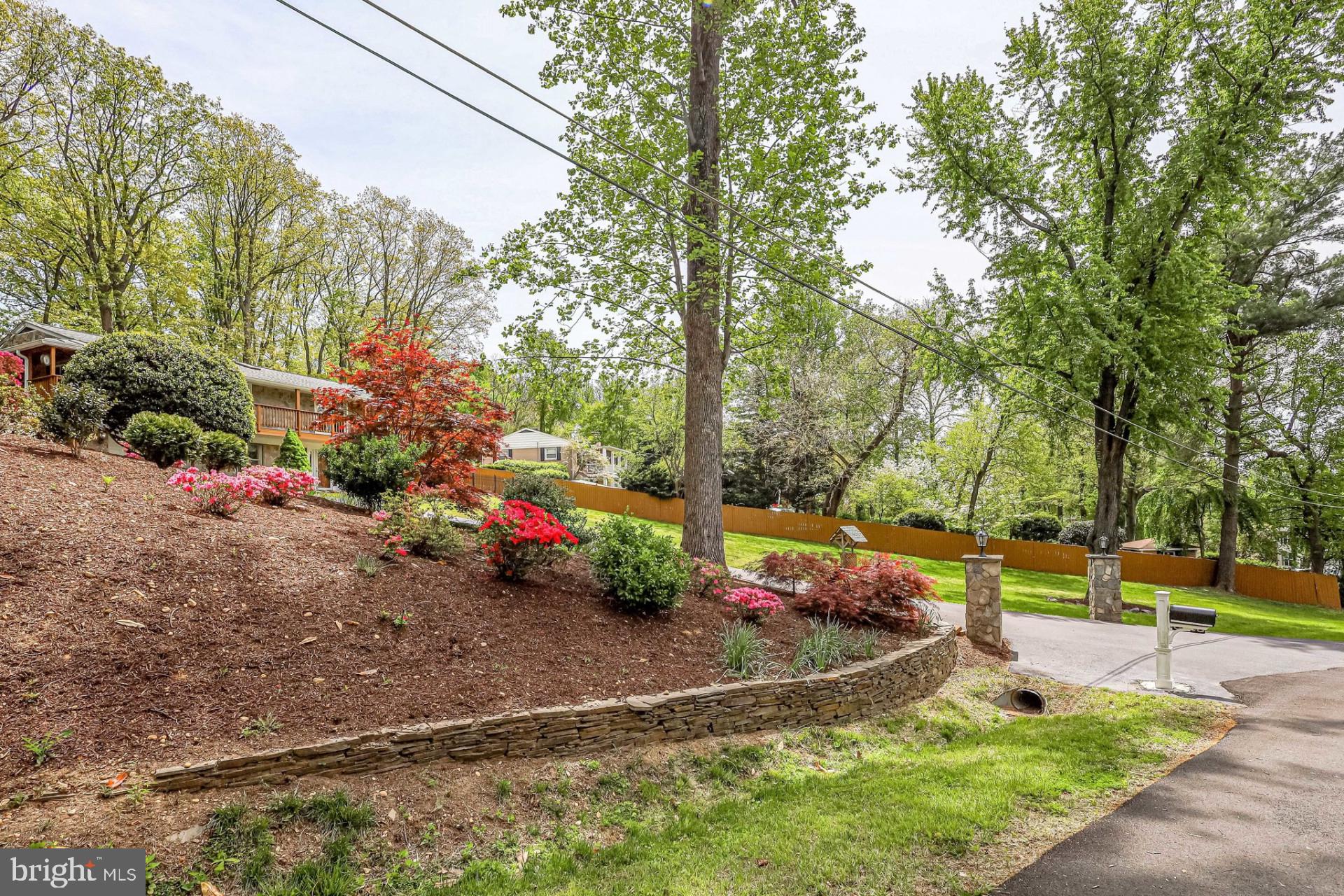 8123 Higham Road Lorton, VA 22079 - Photo 9 of 128 Gallery Image 9