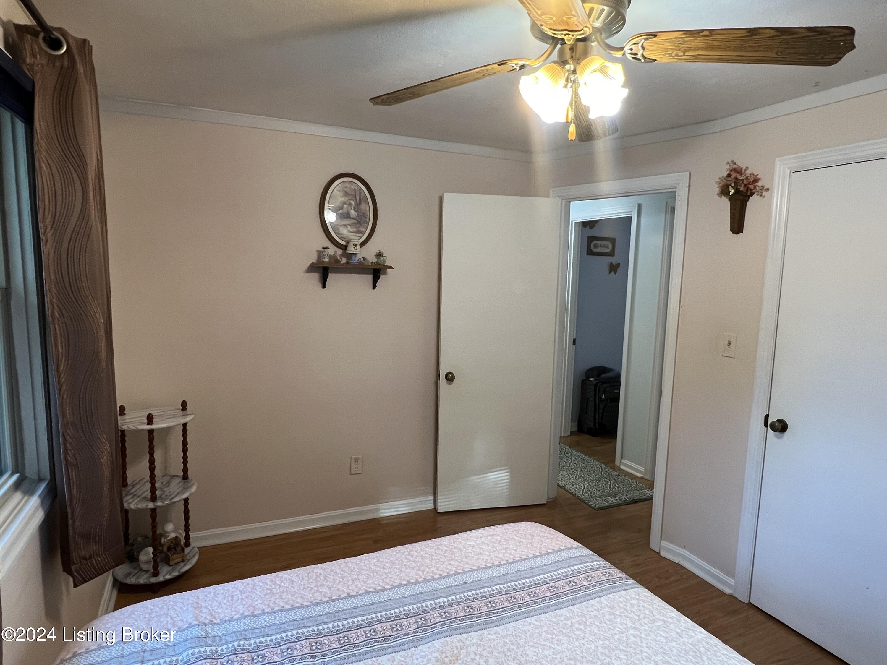 5403 Maryman Road Louisville, KY 40258 - Photo 26 of 36 Bedroom 1 alternate view
