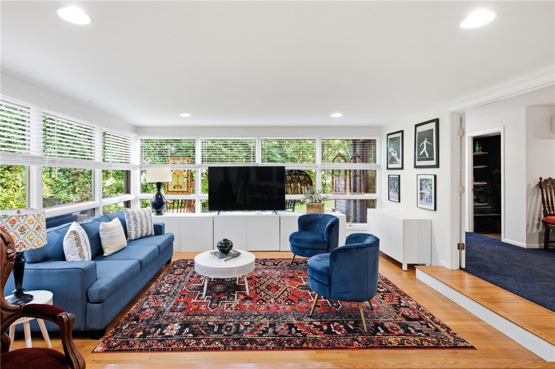 19 Littlebrook Road Westerly, RI 02891 - Photo 8 of 49 Gallery Image 8
