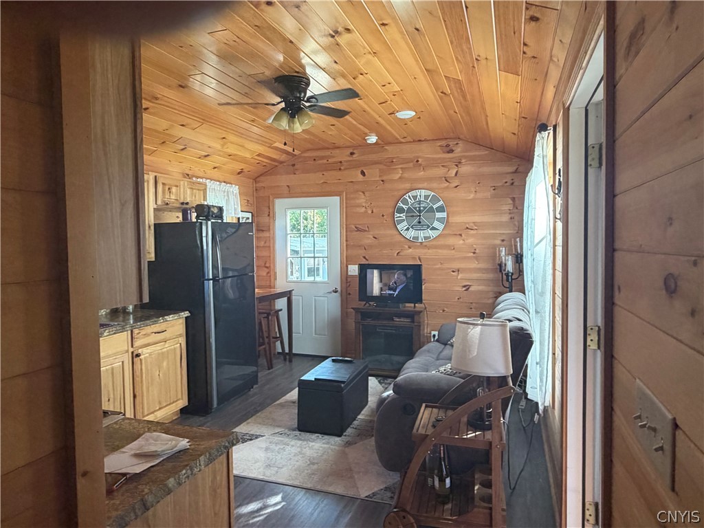 71 Schermerhorn Landing Road Hammond, NY 13646 - Photo 10 of 18 Gallery Image 10
