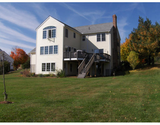 65 Buttermilk Road Leominster, MA 01453 - Photo 4 of 28 Gallery Image 4