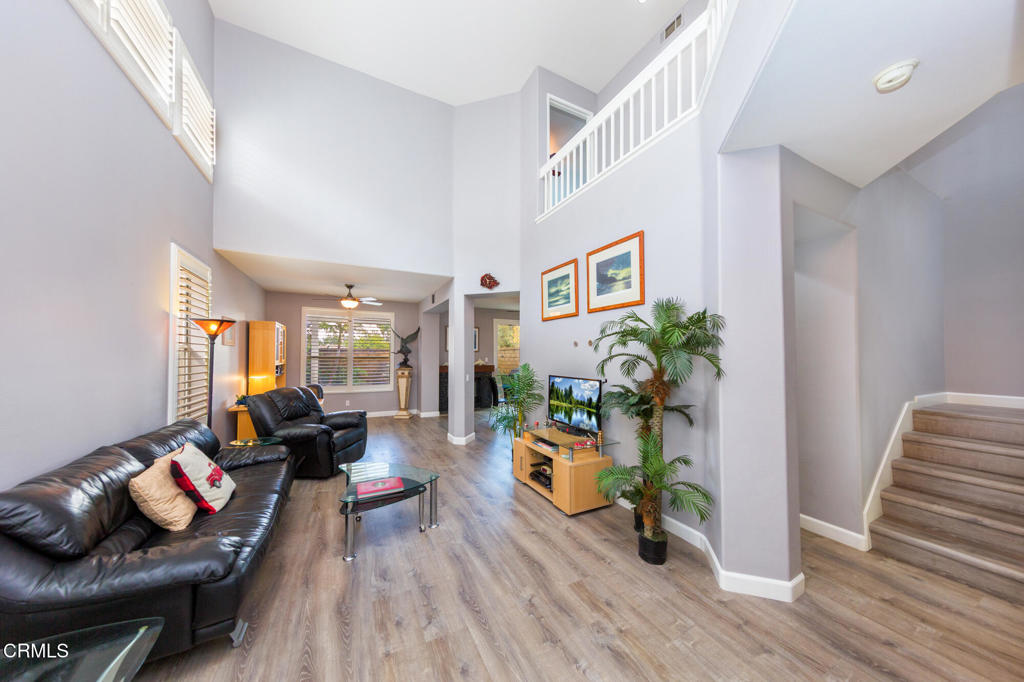 5235 Paseo Ricoso Camarillo, CA 93012 - Photo 4 of 25