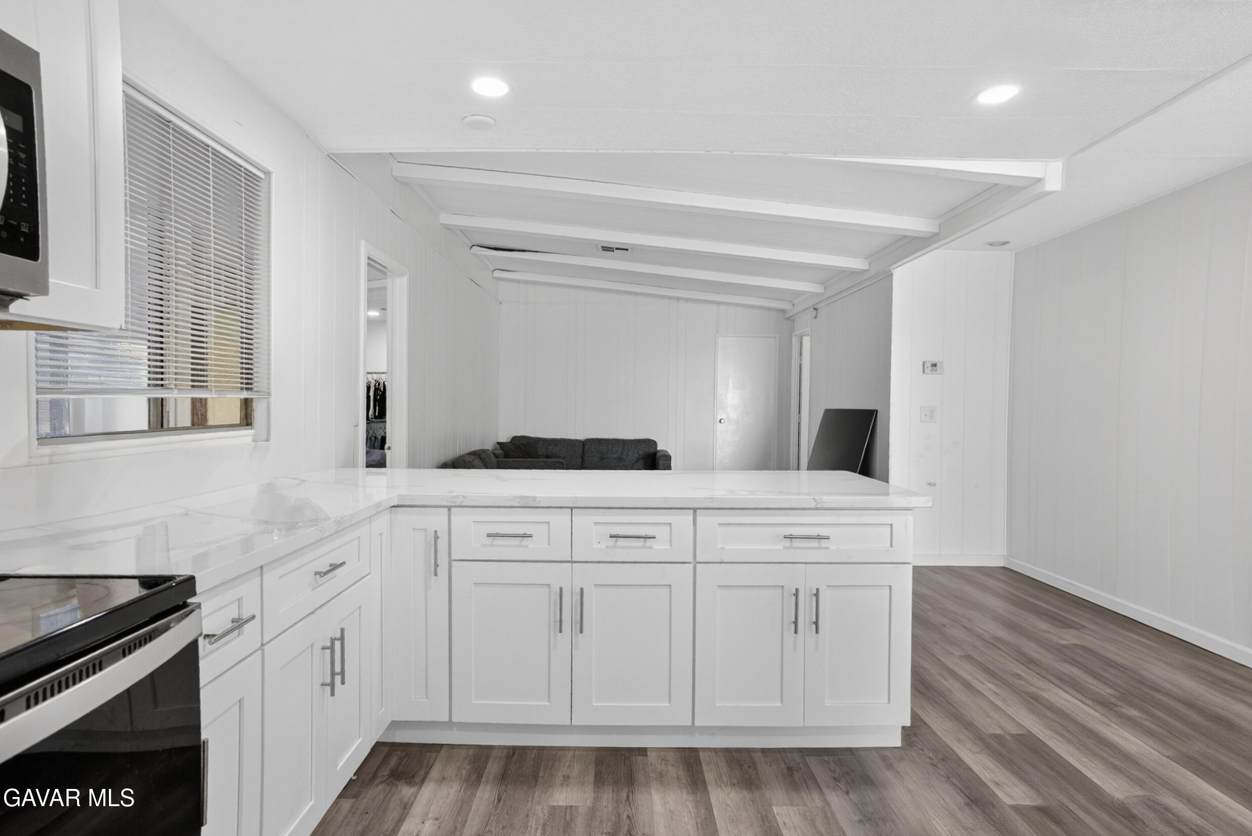24303 Woolsey Canyon Road Canoga Park, CA 91304 - Photo 13 of 40 DSC_4729