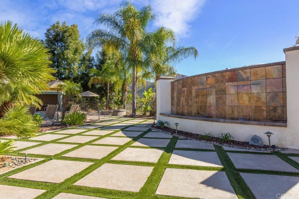 9369 Quail Canyon Road El Cajon, CA 92021 - Photo 34 of 43 a picture of a tennis court