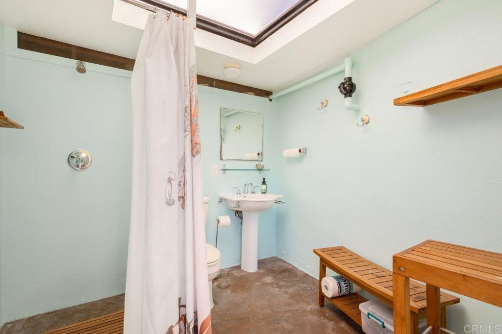 9369 Quail Canyon Road El Cajon, CA 92021 - Photo 37 of 43 a view of a hallway with seating area