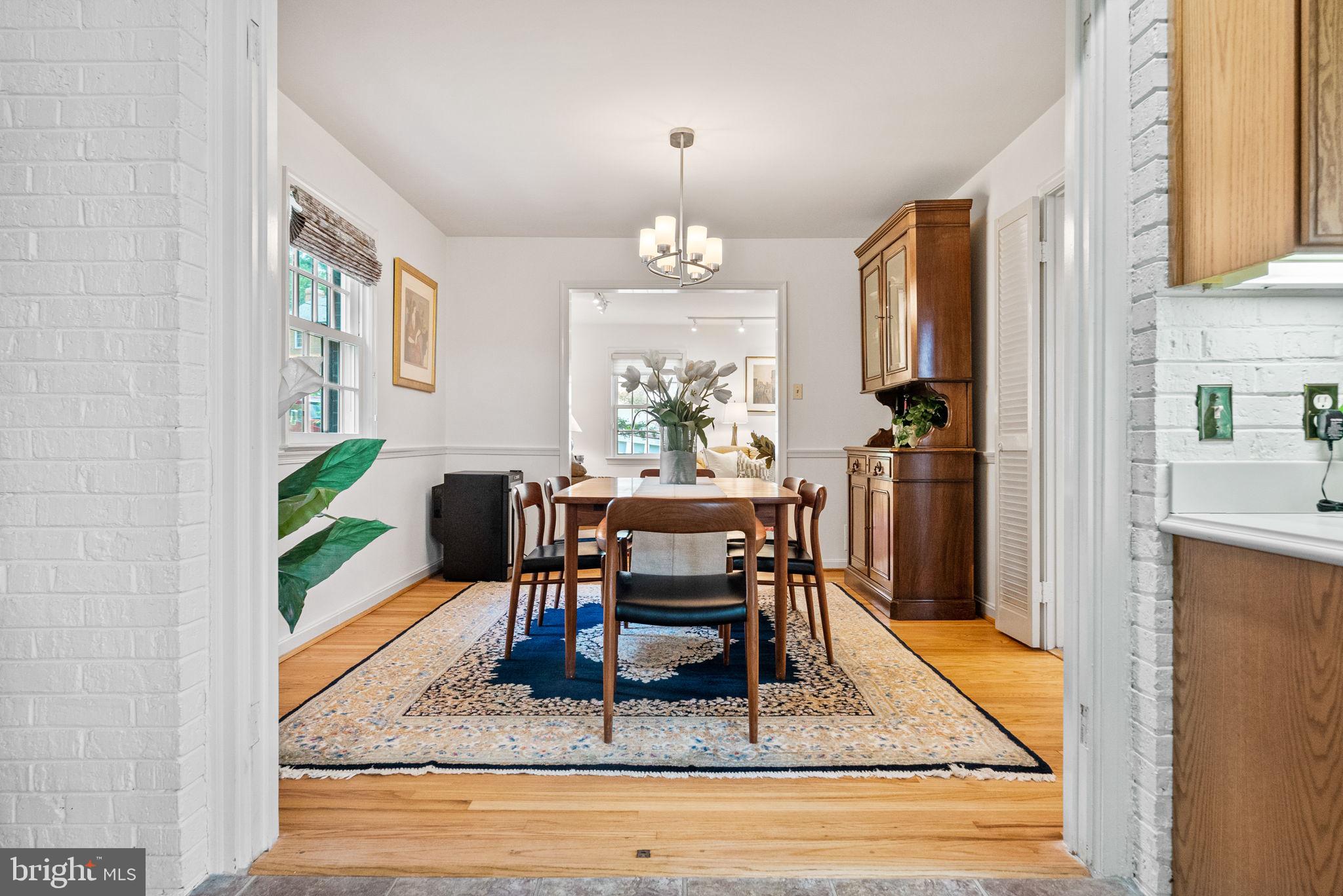 1302 Trinity Drive Alexandria, VA 22314 - Photo 37 of 51