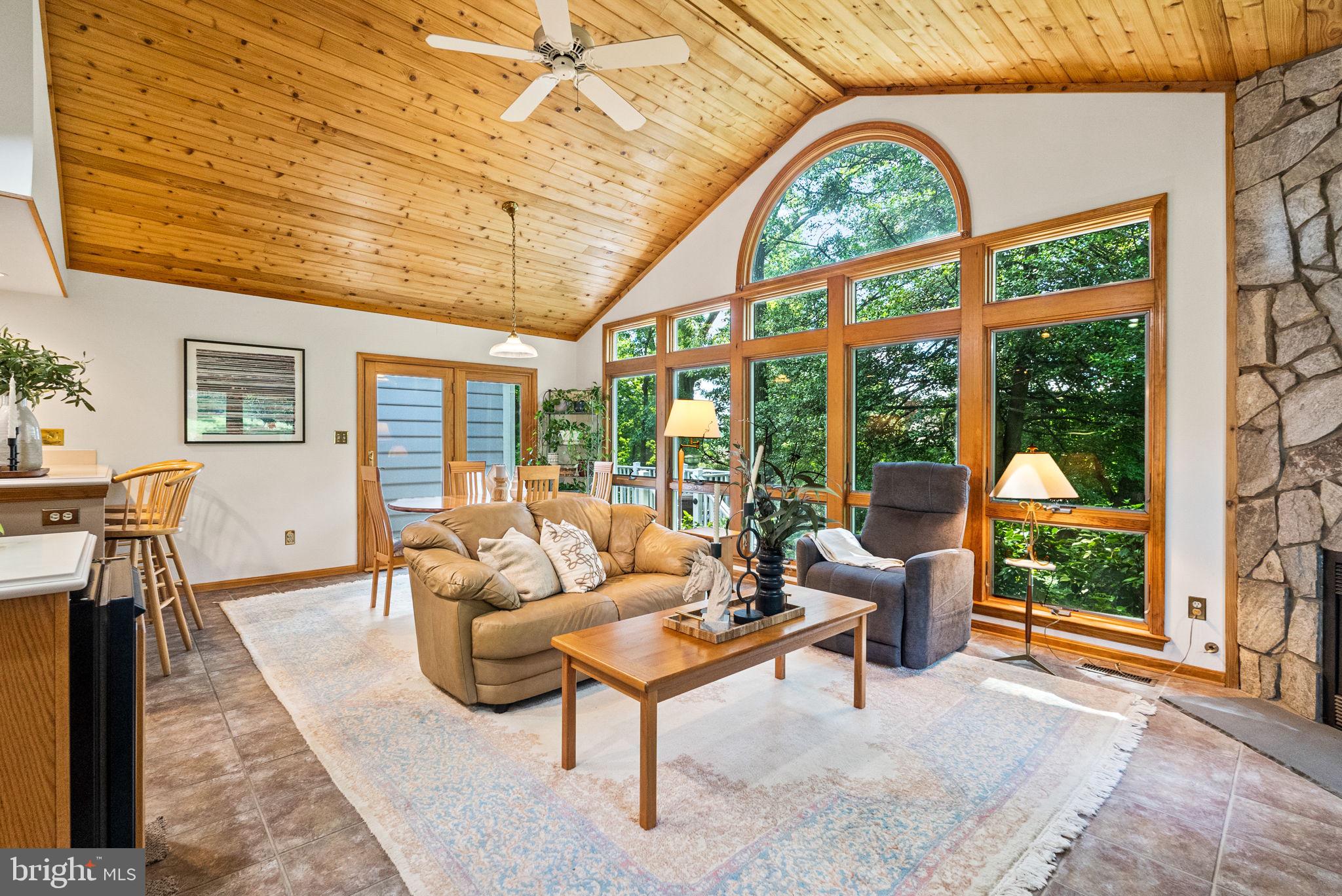 1302 Trinity Drive Alexandria, VA 22314 - Photo 38 of 51