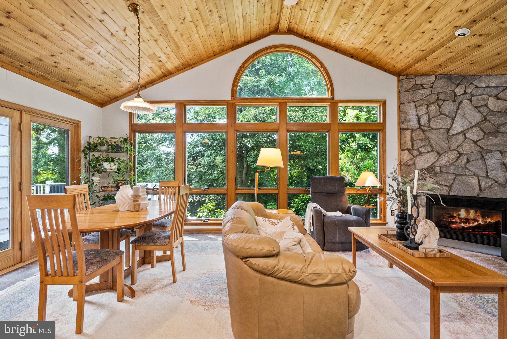 1302 Trinity Drive Alexandria, VA 22314 - Photo 8 of 51