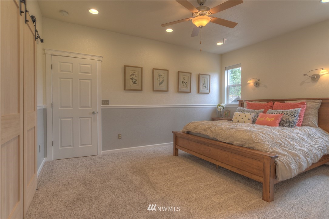 2048 Maple Valley Road Southwest Olympia, WA 98512 - Photo 12 of 25 Gallery Image 12