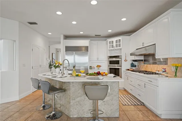 $8,750 | 1661 Seabreeze Drive, Tarpon Springs, FL 34689