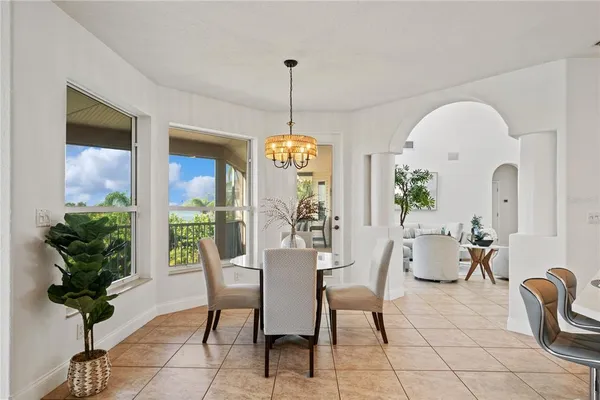 $7,950 | 1661 Seabreeze Drive, Tarpon Springs, FL 34689