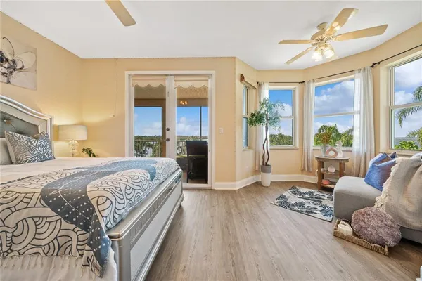 $7,950 | 1661 Seabreeze Drive, Tarpon Springs, FL 34689