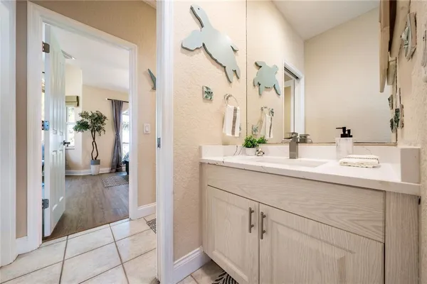 $7,950 | 1661 Seabreeze Drive, Tarpon Springs, FL 34689