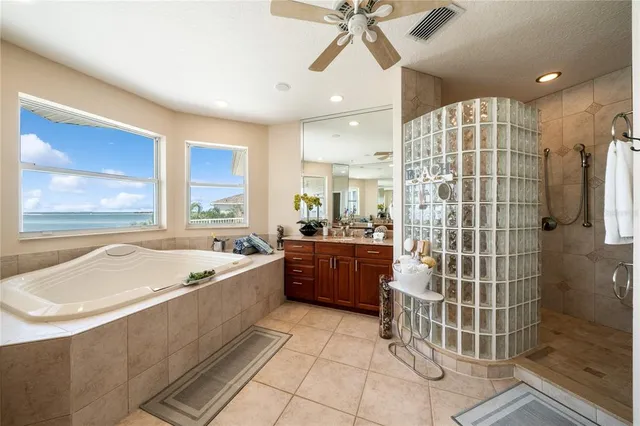 $8,750 | 1661 Seabreeze Drive, Tarpon Springs, FL 34689