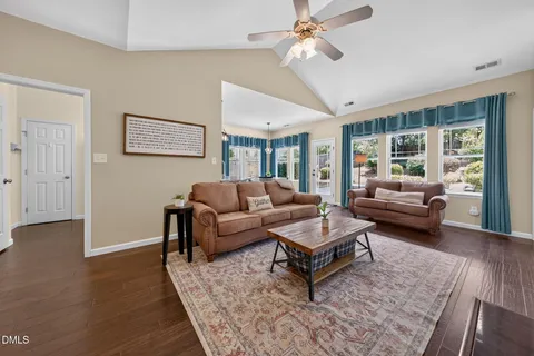 $365,000 | 1724 Heisser Lane, Fuquay-Varina, NC 27526