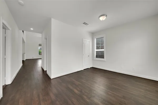 $2,800 | 310 Myrtle Beach Drive, Garland, TX 75040