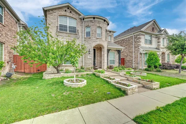 $2,800 | 310 Myrtle Beach Drive, Garland, TX 75040